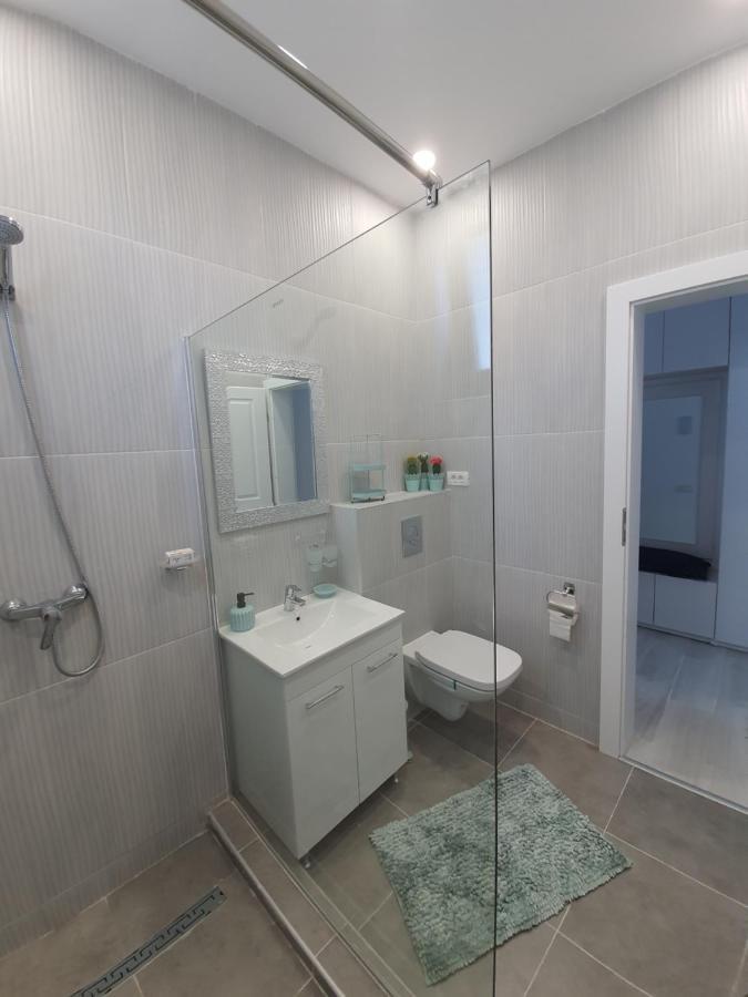 Apartament Lux Eika Неводарі Екстер'єр фото